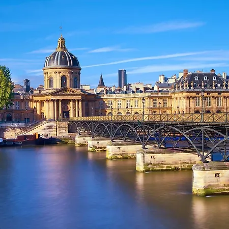 Tinyhouse Saint-germain-des-près 3*